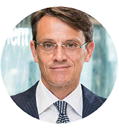Claudio de Sanctis showcasing Deutsche Bank ESG initiatives